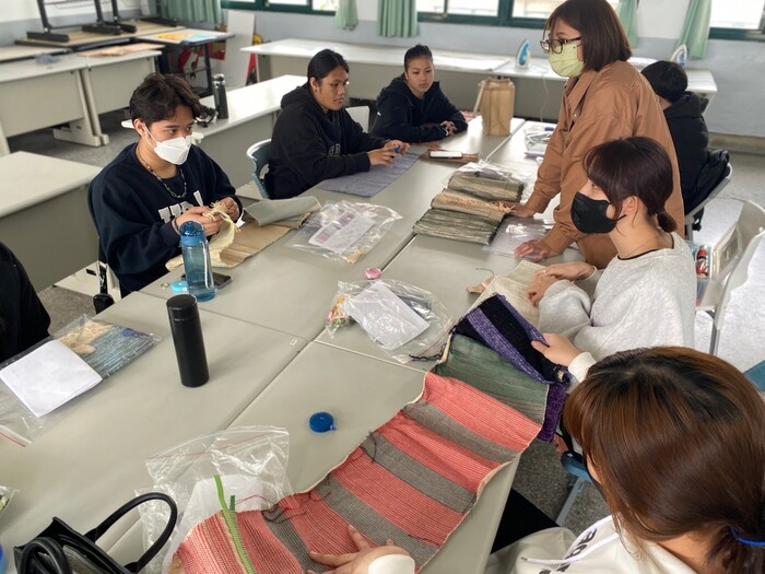 112.03.15【工藝實習】編織設計實習營：織品加工圖片