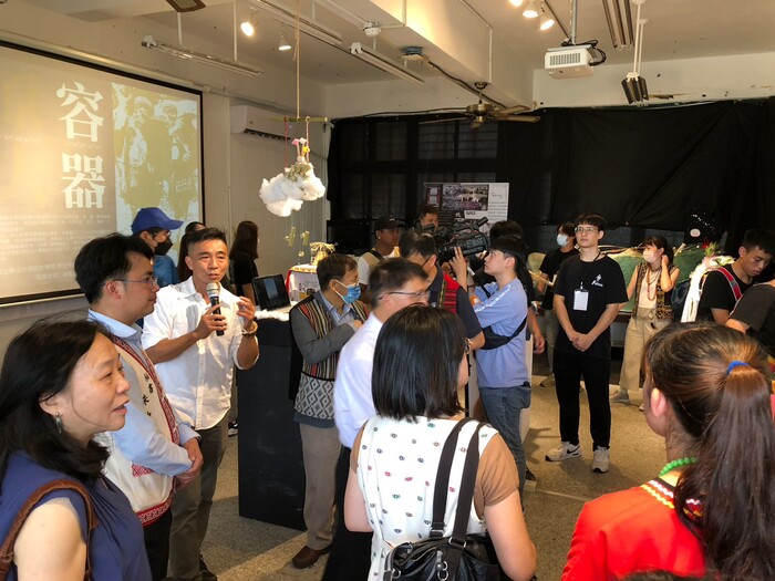 112.06.06【成果展覽】111學年度原住民族文化週暨原住民學士學位學程專班教學成果展：圍圖片