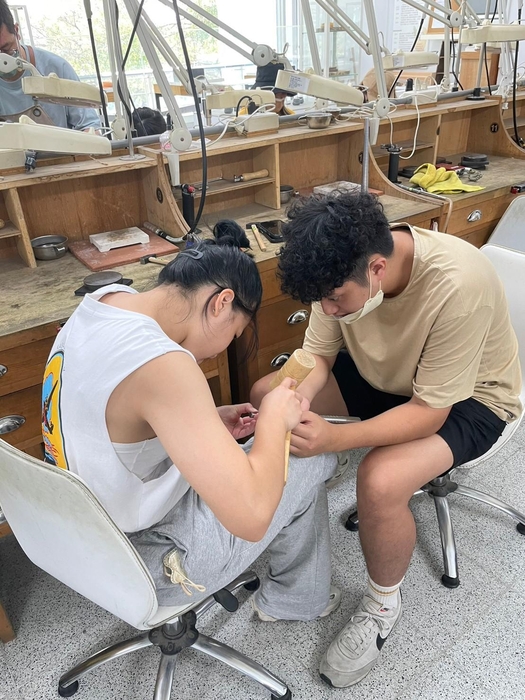 111.11.16【工藝實習】創新工藝創作營：金工文創圖片