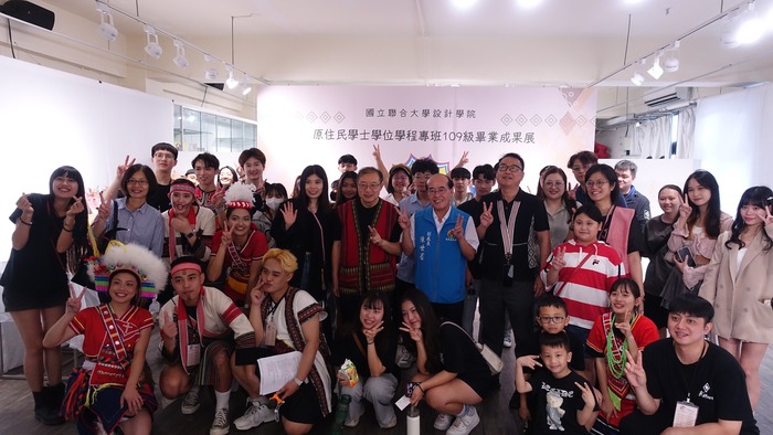 113.5.29 [Activity Series] The 7th Aboriginal Culture Week and 109th Grade Graduation Achievements ExhibitionImage
