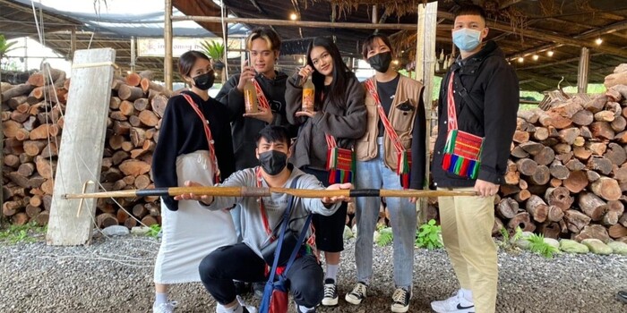 111.1 [Off-campus visit] Hualien Jingpu tribe visit and senior year trip.Image