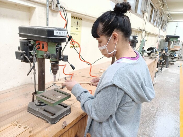 111.04.13-20【工藝實習】泰雅編織手工木工工具製作圖片