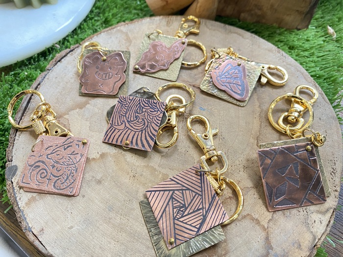 114.01.03-04 [Craft Series] Corner MetalworkingImage