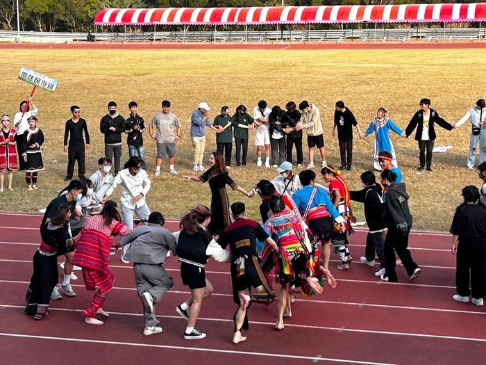 112.11.23-24【活動系列】51周年校慶圖片