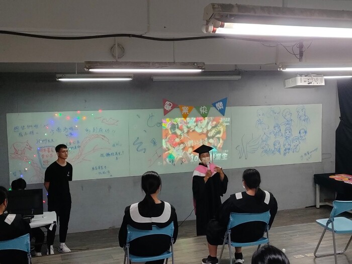 111.06.11【畢業典禮】原專班第五屆畢業生畢業典禮圖片