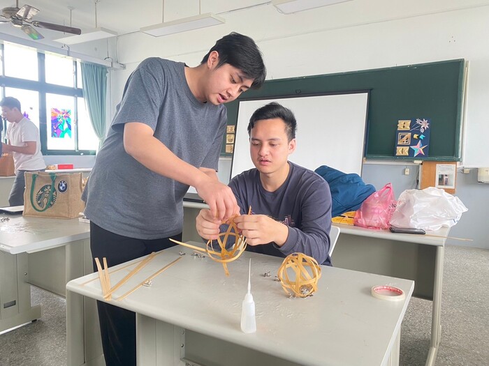 113.03.20 [Craft Internship] Five-cornered Bamboo BallImage