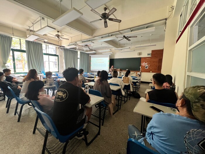 112.11.02【Lecture Series】Career Planning and Career Challenges for Aboriginal YouthImage