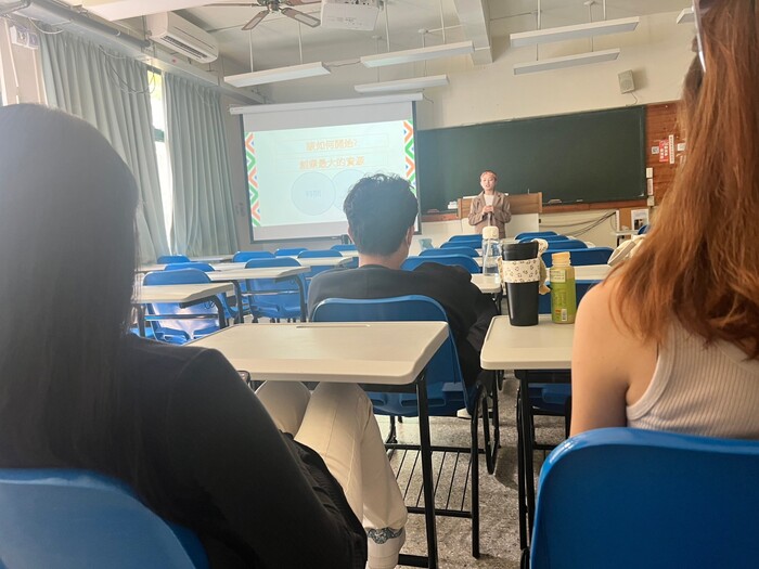 112.11.02【Lecture Series】Career Planning and Career Challenges for Aboriginal YouthImage