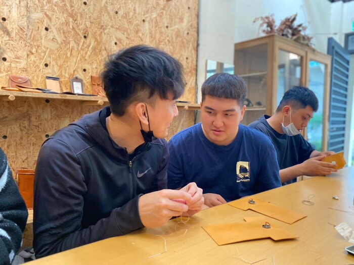 112.03.25【工藝實習】創新工藝創作營：皮革文創圖片